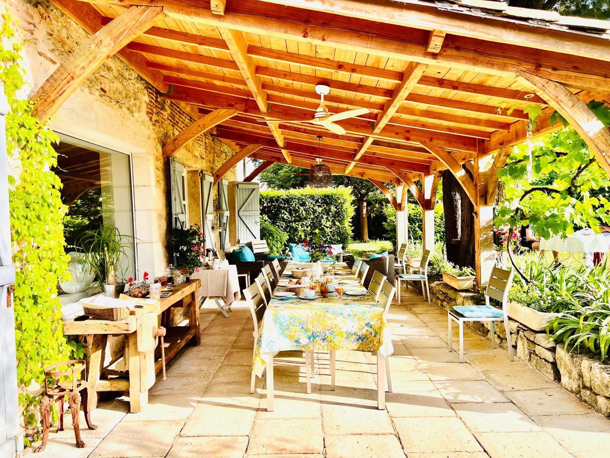 Le Relais Des Anges Bed & Breakfast Mercuès Екстериор снимка