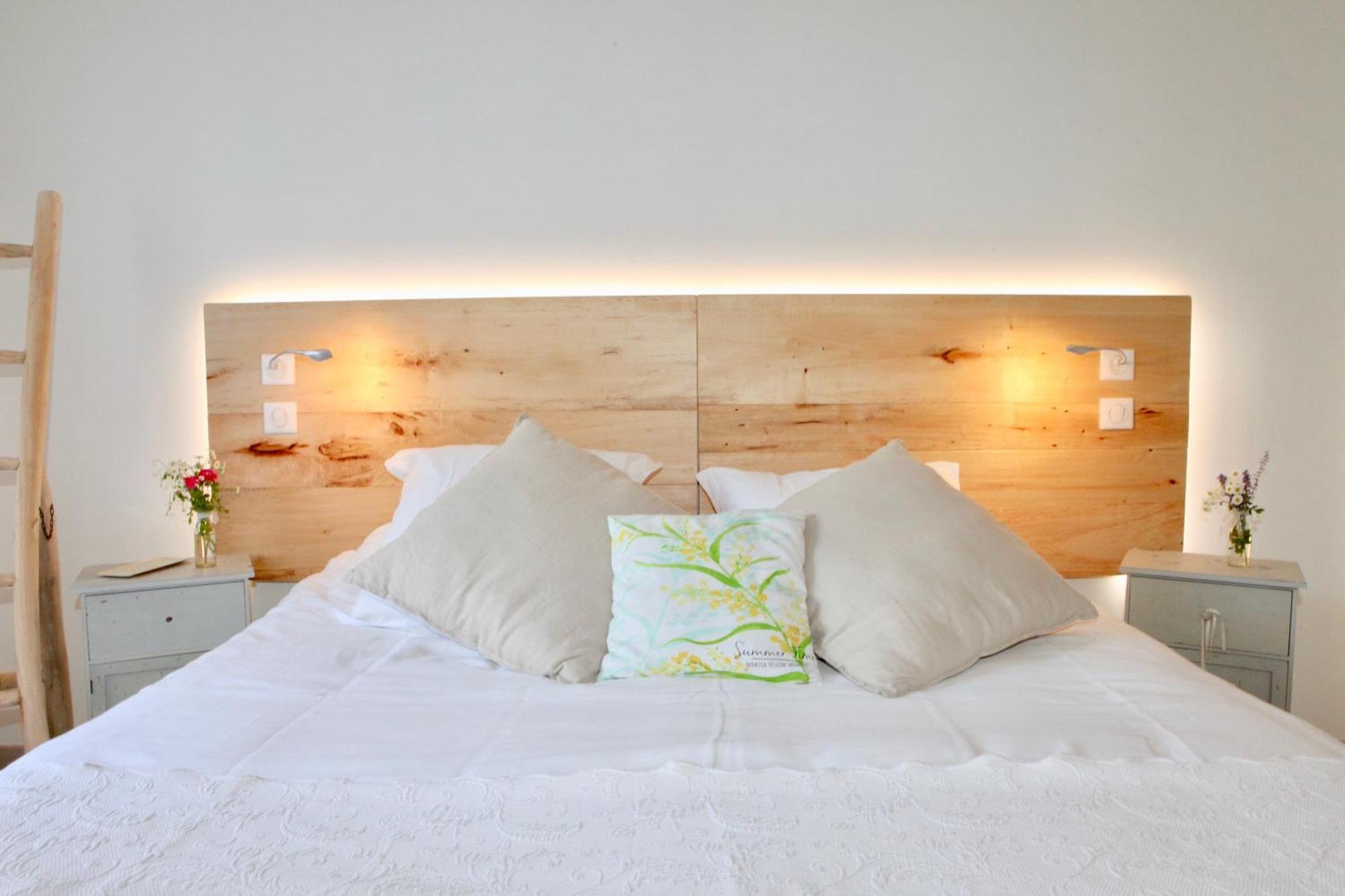 Le Relais Des Anges Bed & Breakfast Mercuès Екстериор снимка